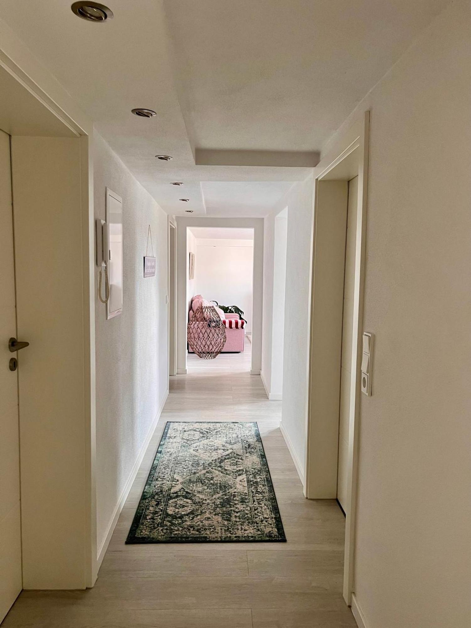 Charmante Einliegerwohnung, 3 Zimmer In Ruhiger Wohnlage, 60Qm, Mit Gemuetlicher Suedterrasse Marburg Esterno foto